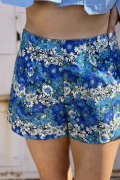 Vintage 90s XOXO Daisy Shorts - M