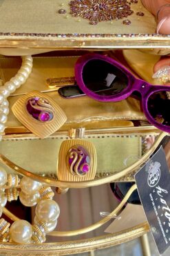 Vintage 90s Velvet Cat Eye Sunnies - Violet
