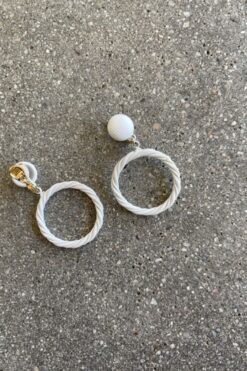 Hotbox-Vintage-South-Pasadena-California-60s-White-Monet-Hoop-Earring_5542 Large