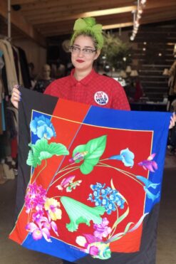 Hotbox-Vintage-South-Pasadena-California-Accessories-Scarves-5463