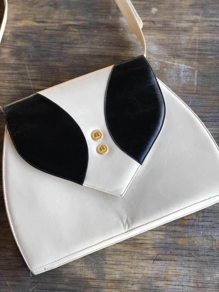 80s Bally Boutique Envelope Clutch Bag With Pigskin Lining. 