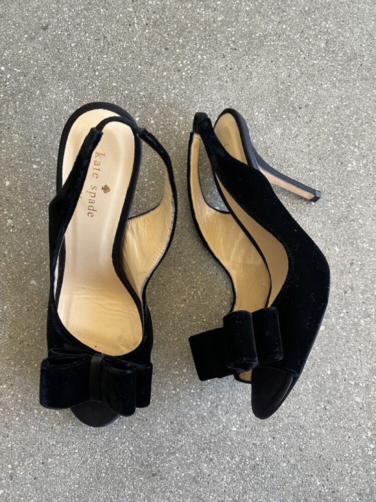 Kate Spade Black Velvet Peep Toe Heels – Size 6 1/2 – Hotbox Vintage