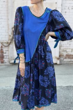 Vintage 80s Jeanne Marc Blue and Black Florals Dress - S/M