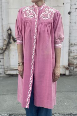 Vintage Pink Hand-Made Embroidered Mexican Dress - M