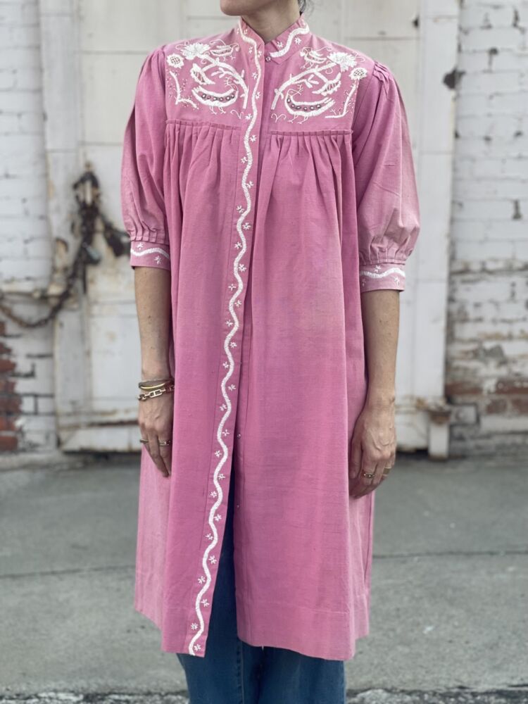 Vintage Pink Hand-Made Embroidered Mexican Dress - M