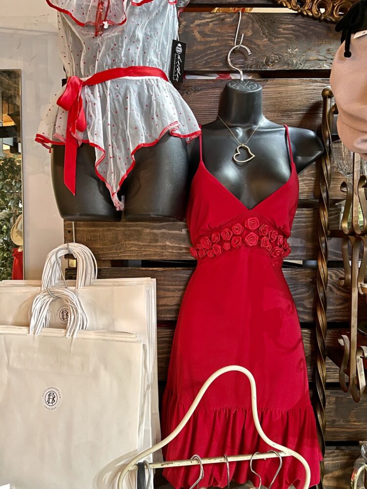 Hotbox-Vintage-South-Pasadena-California-Online-Valentines-Dress-_2547 Large