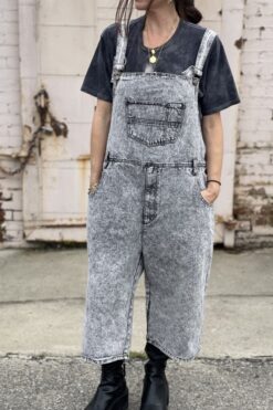 SOLD Vintage 90s Roglins Black Acid Wash Cropped Denim Overalls - L/XL