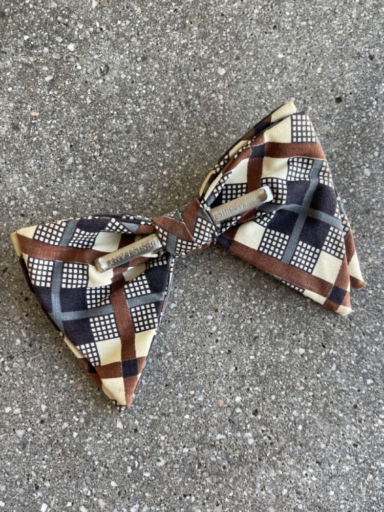 Hotbox-Vintage-South-Pasadena-California-Online-Vintage-Clip-On-Bow-Ties-_5309 Large