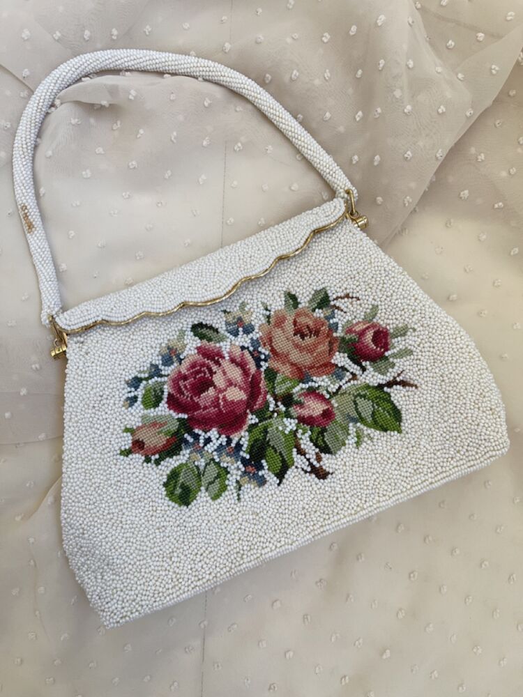 Vintage 50s White Embroidered and Beaded Purse