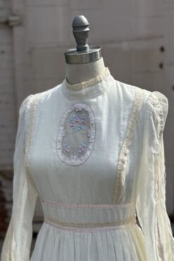Alternative view of 70s Gunne Sax Lace Trim Prairie Dress- M