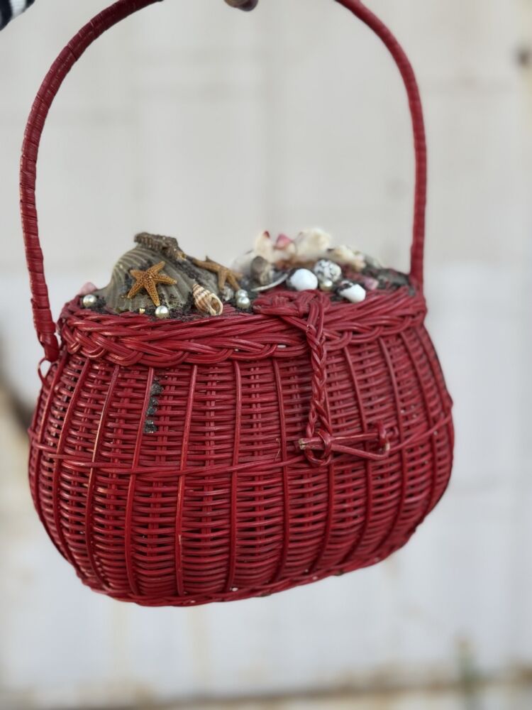 Hotbox-Vintage-South-Pasadena-California-Vintage-1950s-wicker-sea-bag_8565 Large → Hotbox Vintage 1950s Red Wicker Sea Bag