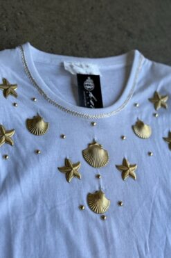 1980s Seashell Pendant T-shirt