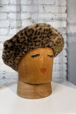 Hotbox-Vintage-South-Pasadena-California-wool-beret-cabbie-newsboy-winter-hat-_4123 Large
