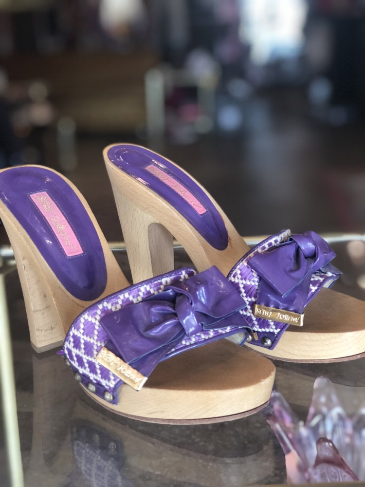 betsey johnson purple shoes