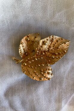 Vintage Dewy Leaf Bright Gold Tone Brooch