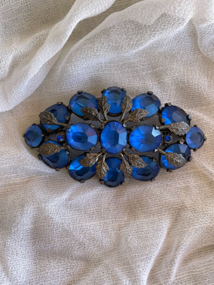 Vintage Crown Trifari Blue Glass Brooch