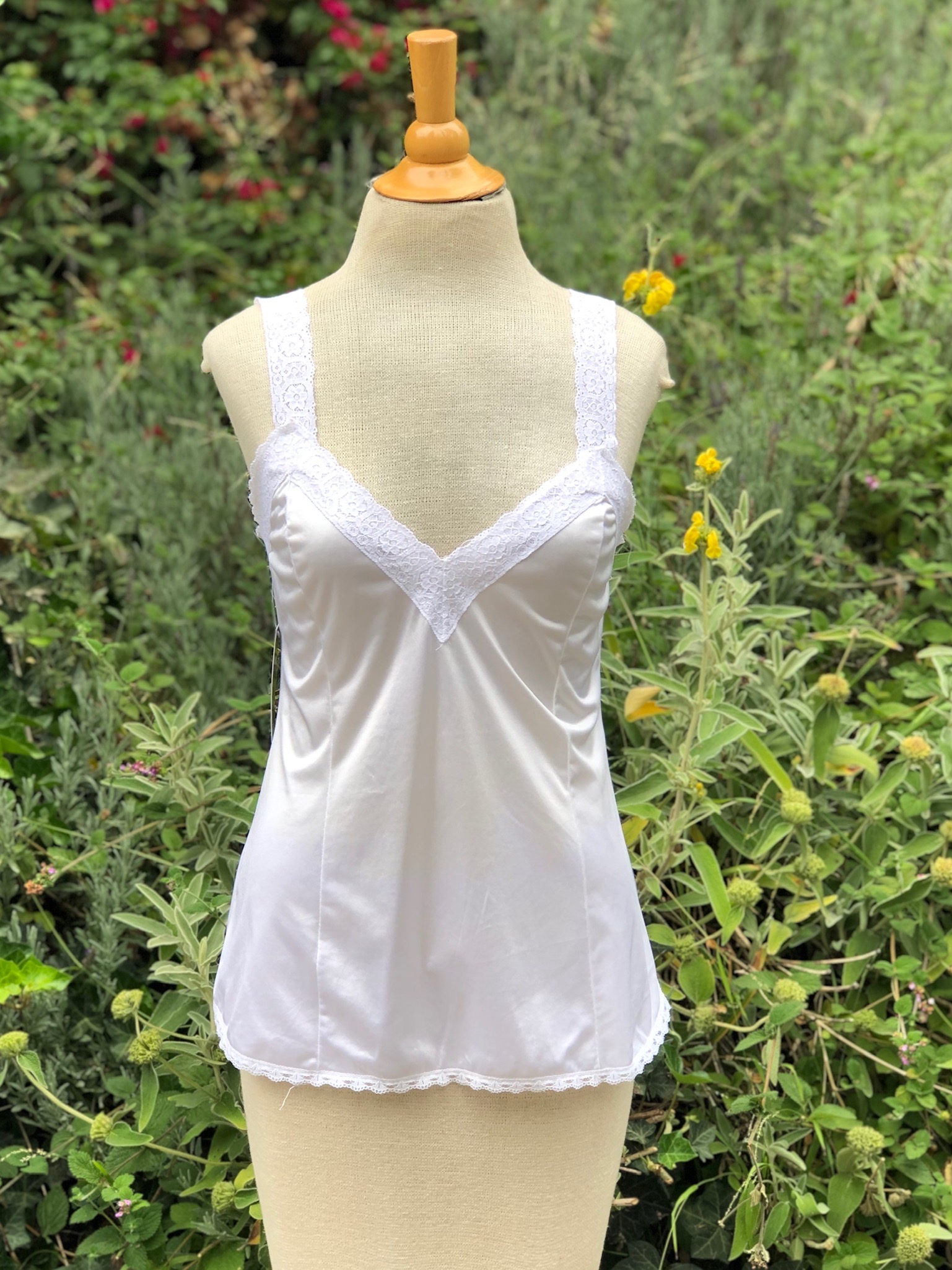 72 Wholesale Sofra Ladies 21 Camisole White - at 