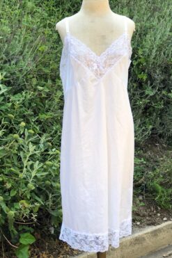 Vintage Perfect Form Slip