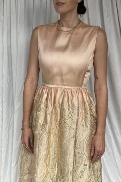 60s Pink and Gold Embroidered Gown - Medium