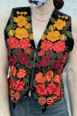 Vintage Guatemalan Embroidered Florals Vest - M/L