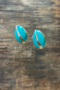 Vintage Green Enamel and Gold Tone Earring - Clip On