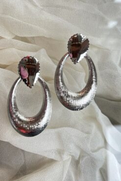 90s Silver Tone Teardrop Hoop Earring - Clip On