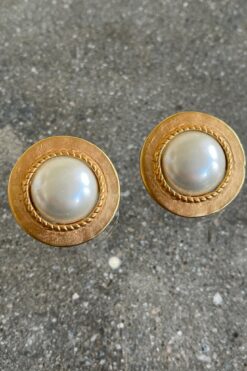 Vintage Faux Pearl Disk Earring - Clip On
