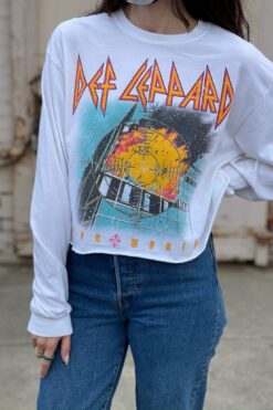 Def Leppard Cropped Long Sleeve Tee - Large