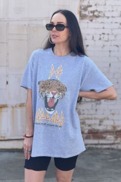 Def Leppard Tiger Tee - Medium