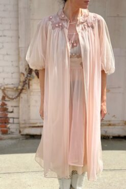 Vintage 1950s Peachy Pink Nightie and Peignoir - S/M