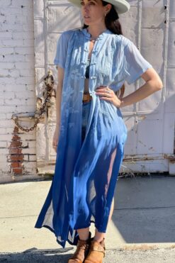 90s Blue Ombre Embroidered Duster – Large