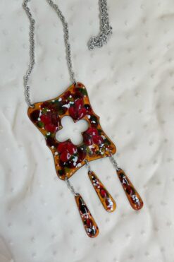 Vintage 70s Enamel and Metal Necklace