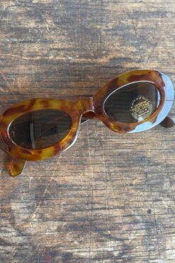 Vintage 90s Donatella Sunnies - Tortoiseshell