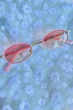 Vintage 90s Barbie Girl Sunnies – Pink