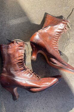 Modern Victorian Style Lace Up Leather Boots - 6 1/2