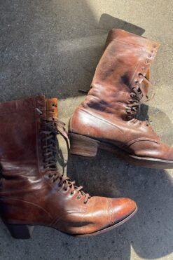 Rustic Lace Up Leather Granny Boots - 7