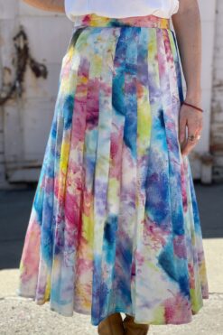 Escada Watercolor Print Pleated Skirt - Medium