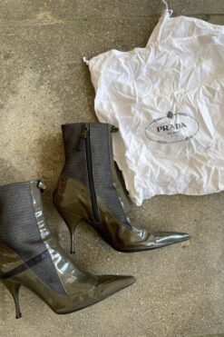 Vintage Prada Olive Green Patent Leather Ankle Boots - 38