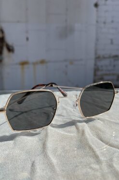 Scorpio Gold Sunnies