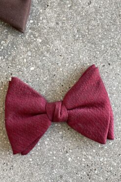 Vintage 70s maroon Clip - On Bowtie