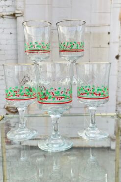SOLD Vintage Holly Wine Glass - Set 5