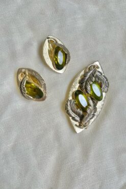 Vintage Whiting and Davis Green Leaf Earring and Pin Set - Clip on