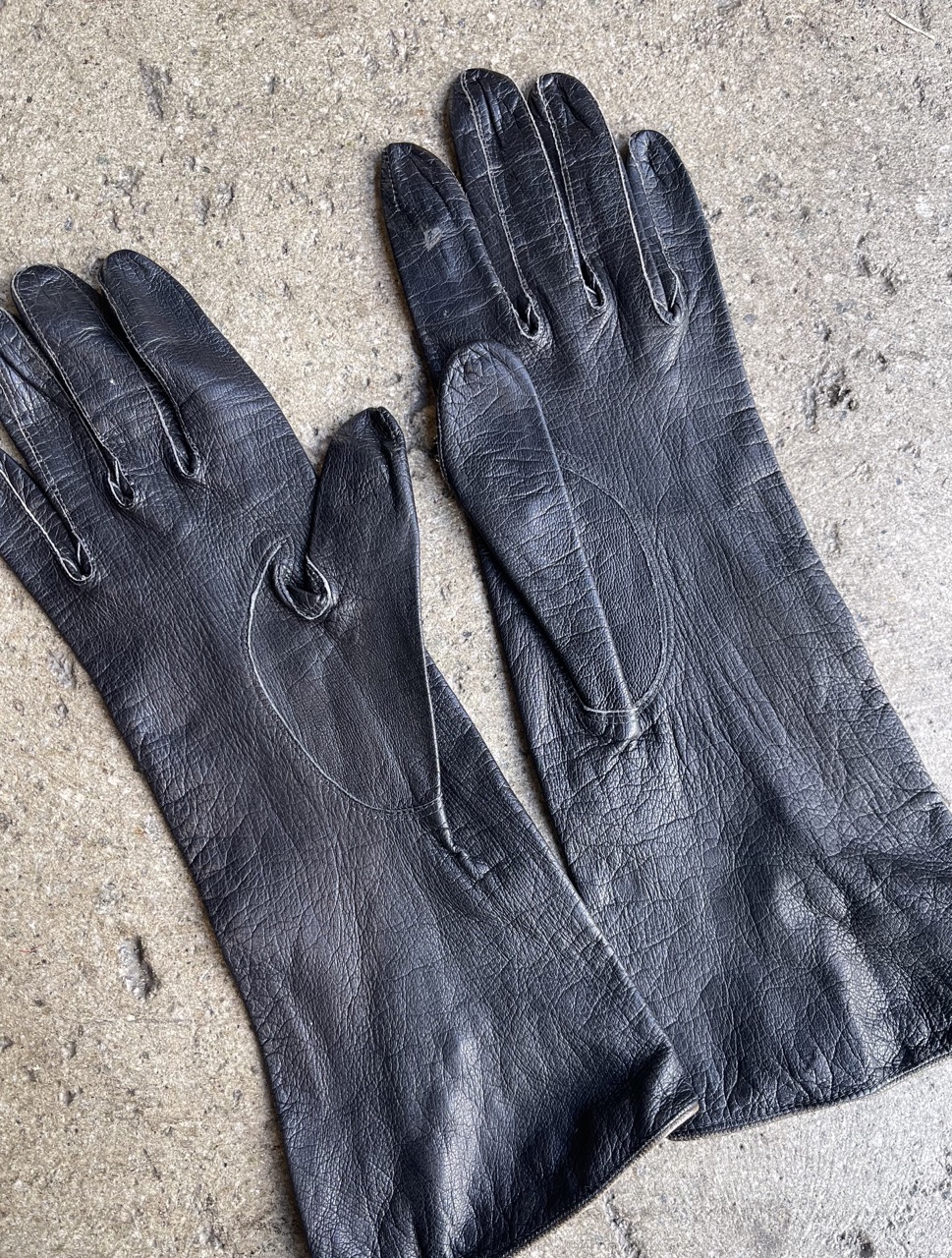Vintage 60s Black Leather Gloves
